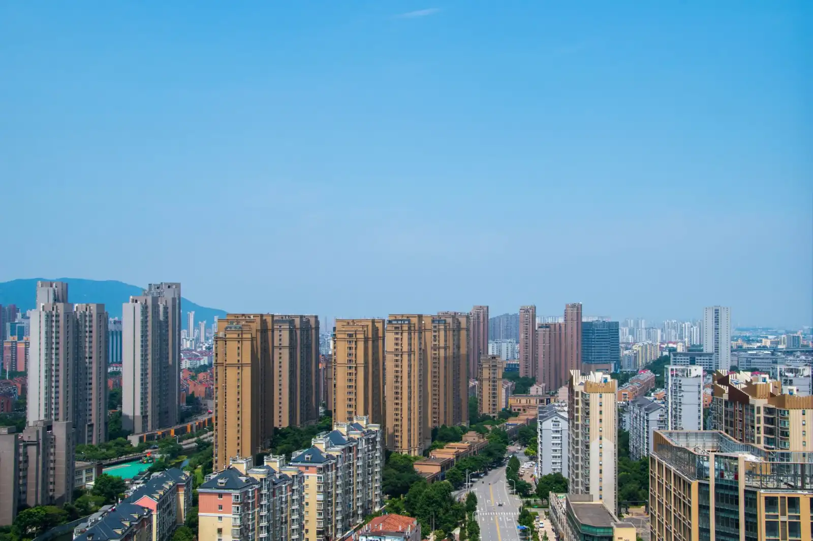2025年生鲜电商社区团购模式技术架构与运营效率提升方案